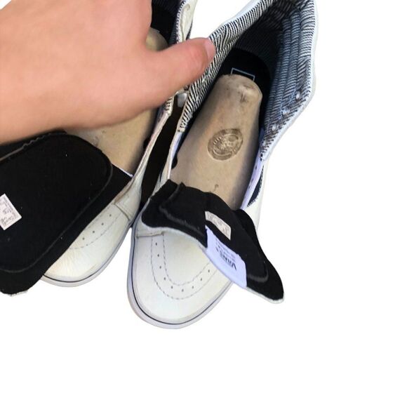 Premium Leather Vans White/Navy Size 9.5 - Picture 11 of 14